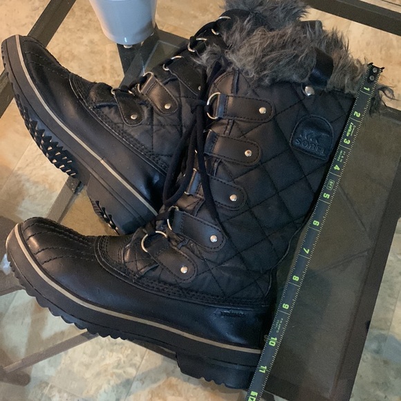 SOREL TOFINO SNOW BOOTS - Picture 12 of 15